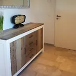 Bernstein Mare Rose 8